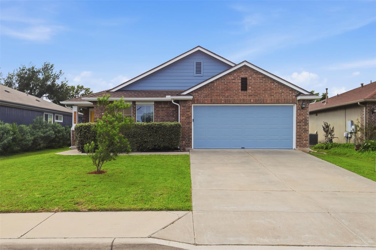 View 13804 Sierra Wind Ln in Westwind Sub Sec 3 13804 Sierra Wind Ln - front exterior - Luxury home in Westwind Sub Sec 3, Elgin, TX