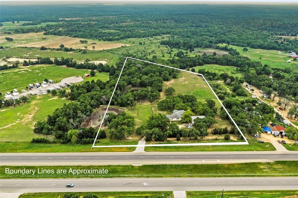 View 1389 Highway 290 in Black, Joseph 1389 Highway 290 - front exterior - Luxury home in Black, Joseph, Elgin, TX