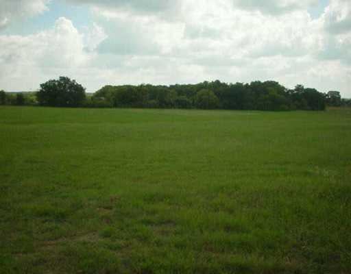 View 1395 FM 1704 1395 FM 1704 - front exterior - Luxury lot in Elgin, TX