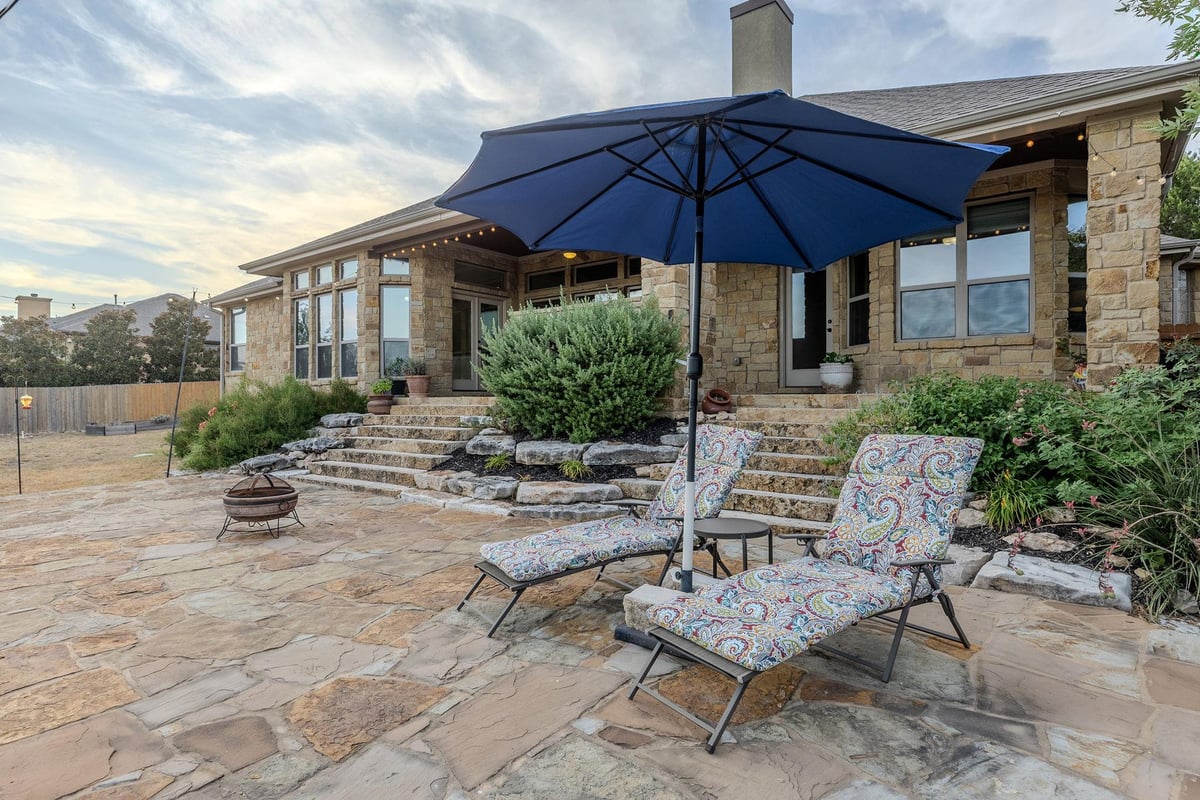 View 140 Joshua DR in Walnut Springs 140 Joshua DR - property photo 1 - Luxury home in Walnut Springs, Georgetown, TX