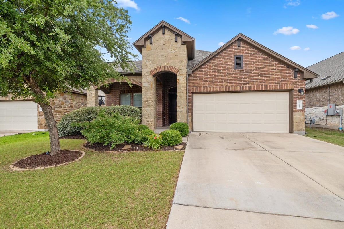 Living area at 1400 Little Elm Trl Unit #1134 - 4 bed 2 bath home