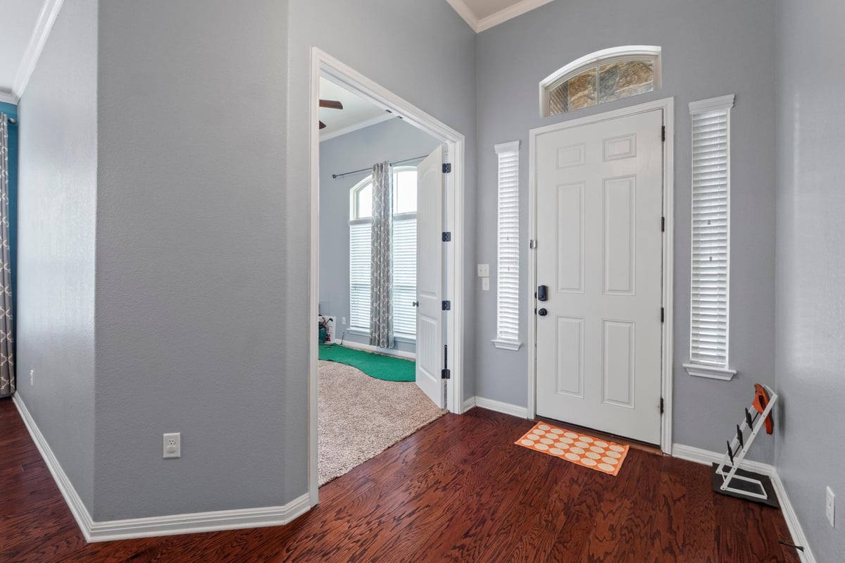 Primary bedroom at 1400 Little Elm Trl Unit #1215 - 5 bed 4 bath home