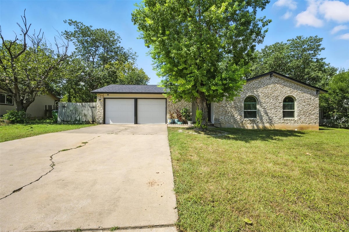 View 1400 Meadows Dr in Round Rock 1400 Meadows Dr, photo 1, Round Rock, Round Rock, TX