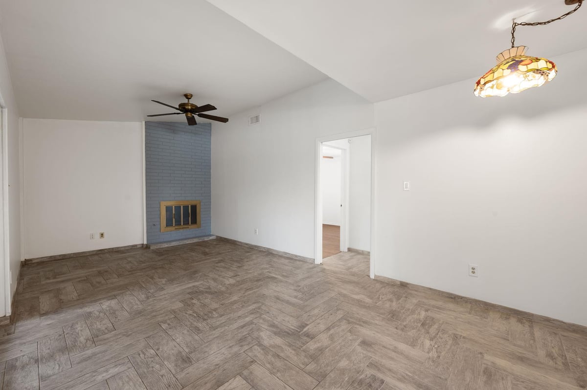 Primary bedroom at 1400 Summit Cir - 3 bed 2 bath home