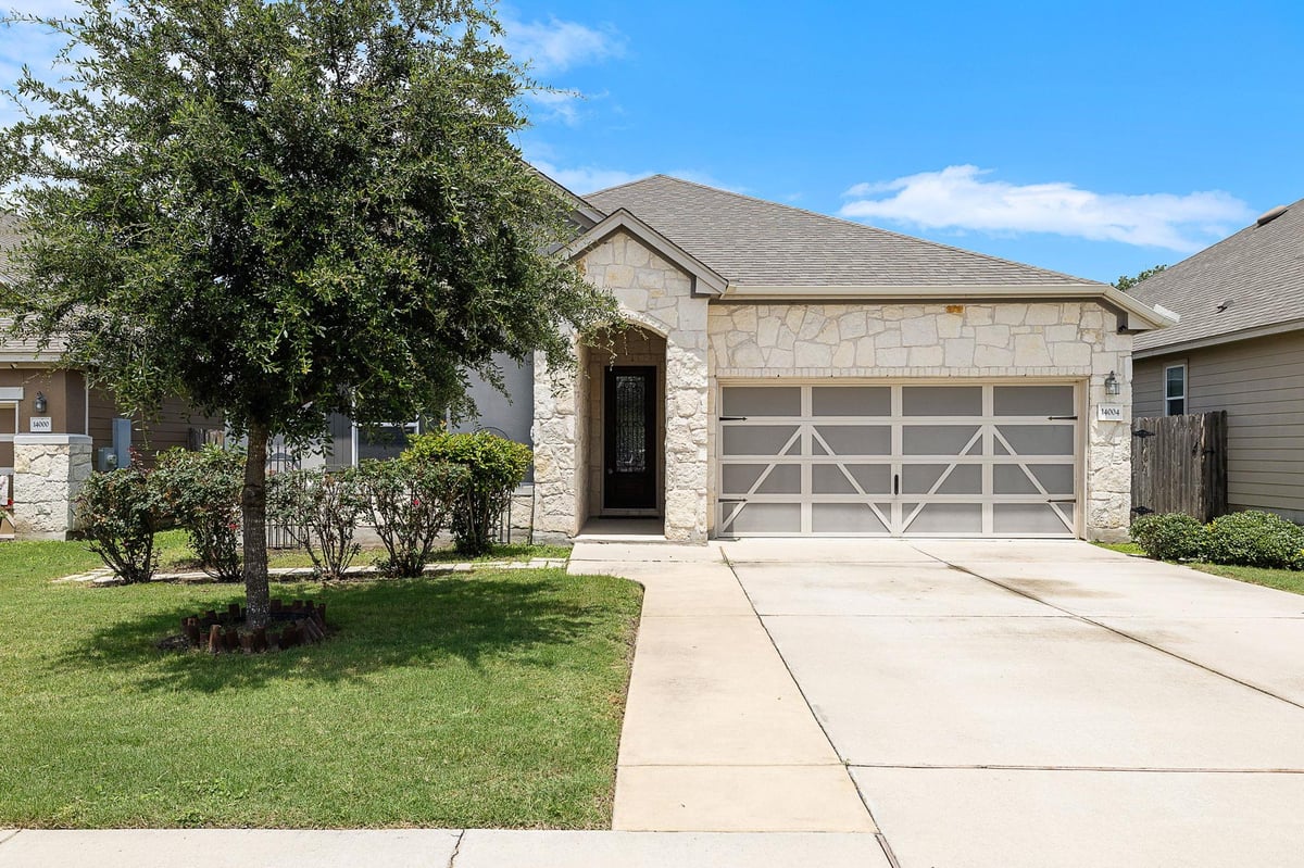 View 14004 Lyndon B Johnson ST in Presidential Meadows 14004 Lyndon B Johnson ST - front exterior - Luxury home in Presidential Meadows, Manor, TX