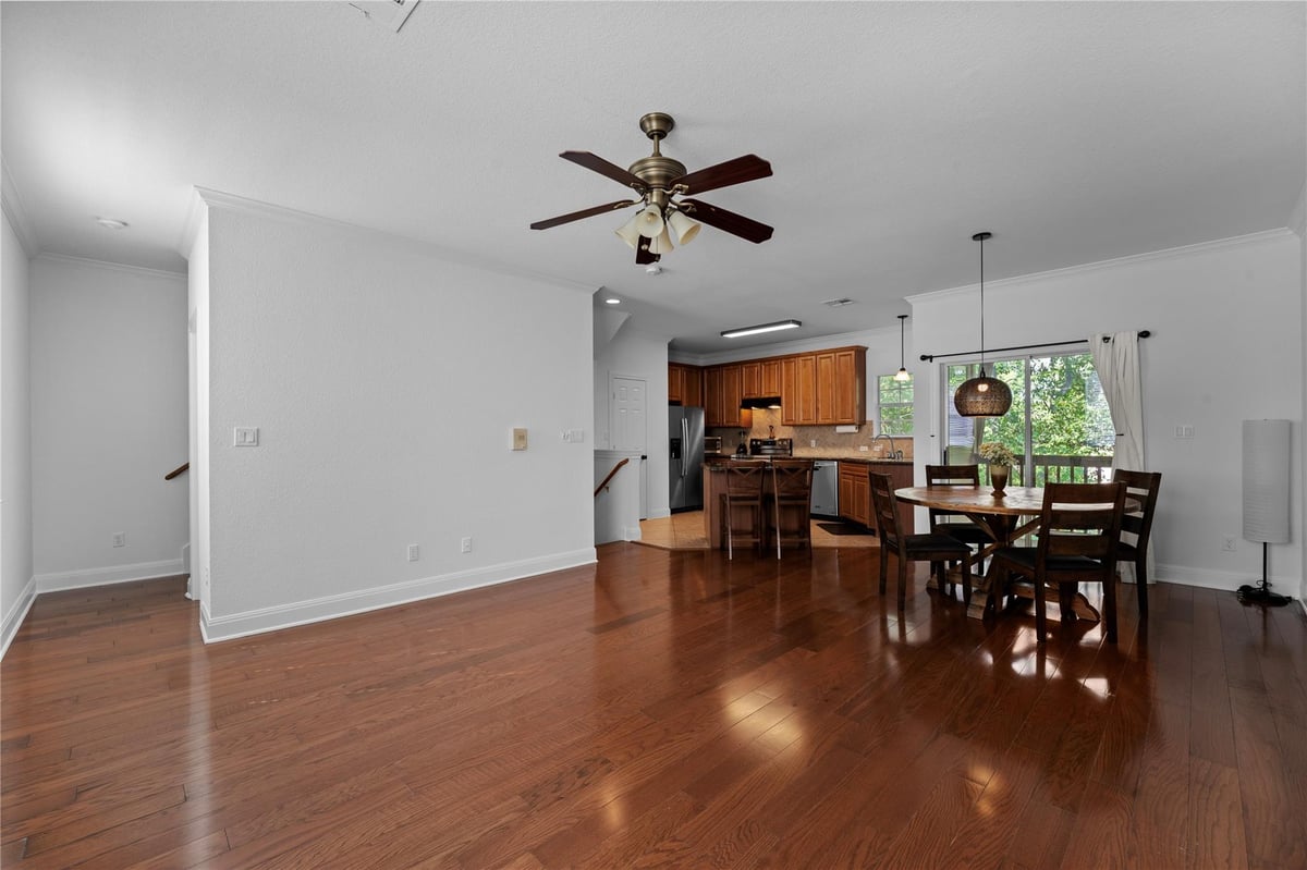 View 1402 Parker LN Unit #3 in Austin 1402 Parker LN Unit #3 - property photo 1 - Luxury home in Austin, Austin, TX