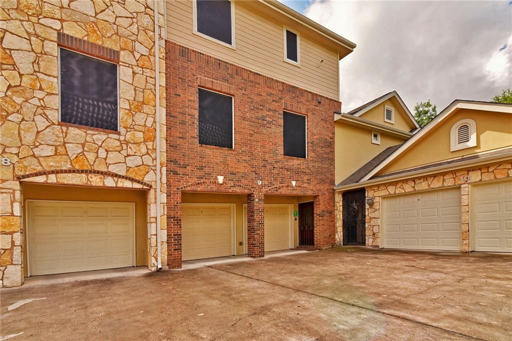 View 1402 Parker Ln Unit #9-1 in Parker Lane Condo 1402 Parker Ln Unit #9-1 - property photo 1 - Luxury home in Parker Lane Condo, Austin, TX