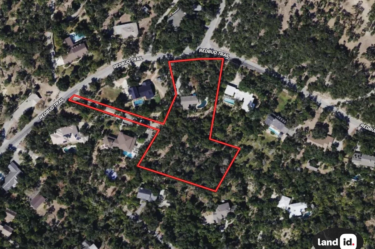 View 1403 Redbud TRL in Tract 2 Chambers TJ & Tract 1 Resub of B Dobbins 1403 Redbud TRL - property photo 1 - Luxury lot in Tract 2 Chambers TJ & Tract 1 Resub of B Dobbins, West Lake Hills, TX
