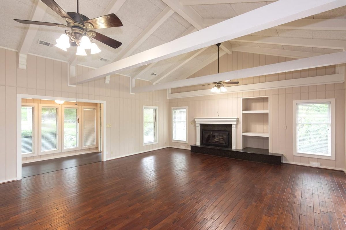 Kitchen at 1404 Pearl Cv - 6 bed 5 bath home