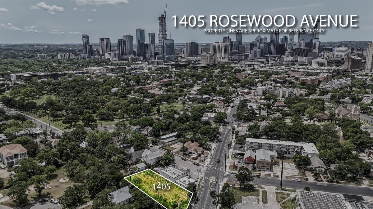 Primary bedroom at 1405 Rosewood Ave - Rectors, Austin, TX
