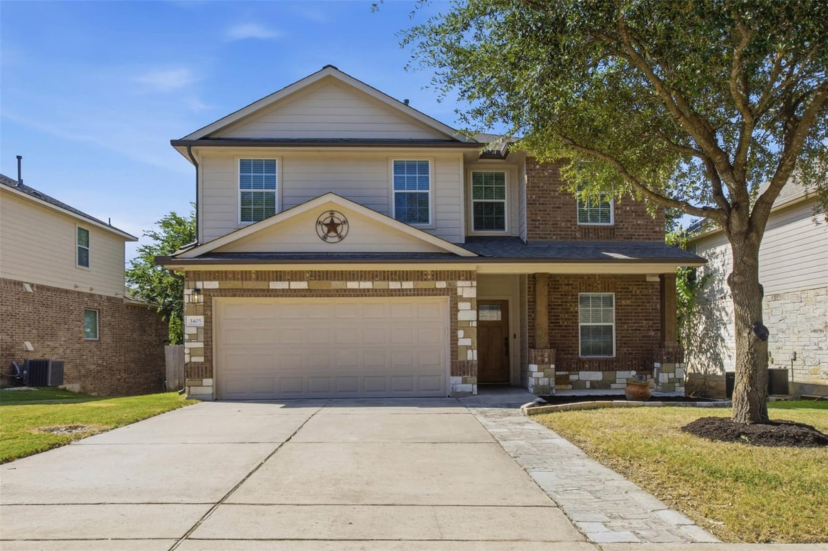 1405 Short Horn CV - property photo 1 - Luxury home in Eagle Rdg Sec 14 Ph 05, Round Rock, TX