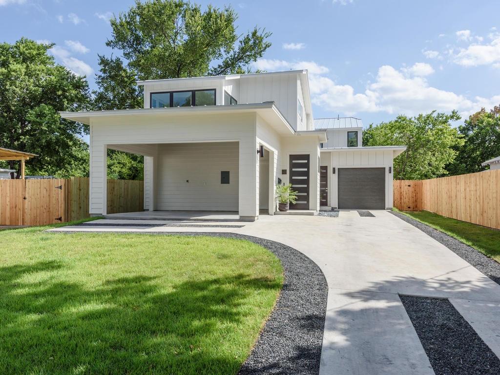 View 1407 North St Unit #B in Smith A F Add 1407 North St Unit #B - front exterior - Luxury home in Smith A F Add, Austin, TX