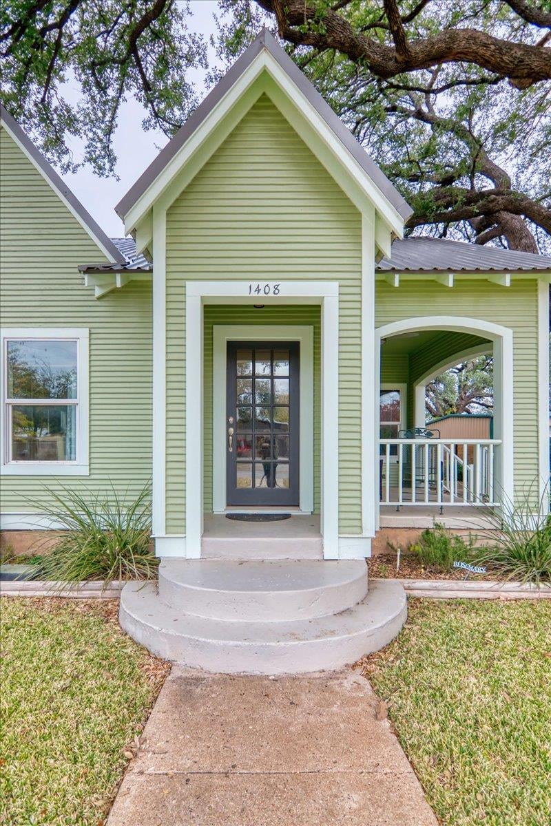 View 1408 W Dry St in San Saba 1408 W Dry St, photo 1, San Saba, San Saba, TX