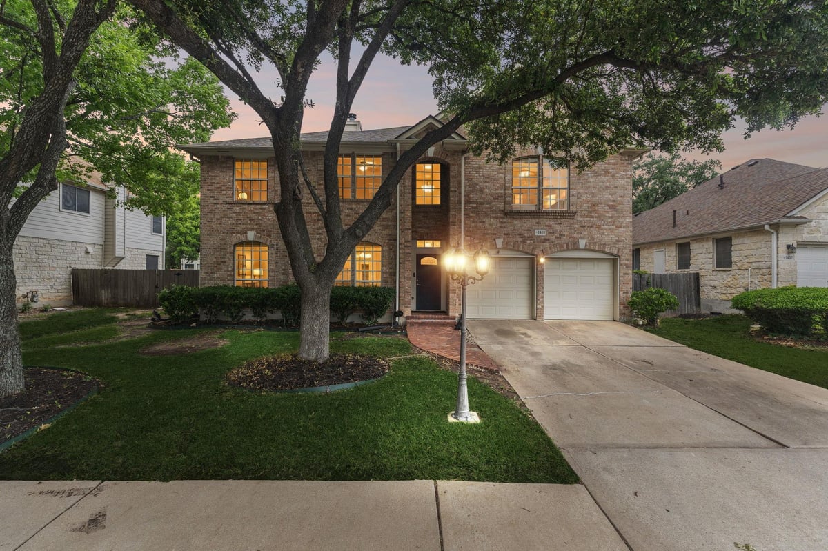 1409 Deer Horn DR - front exterior - Luxury home in Buttercup Creek Ph 04 Sec 01-2 Amd, Cedar Park, TX