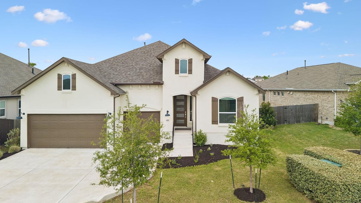 Living area at 1409 Pink Granite Blvd - 4 bed 3 bath home