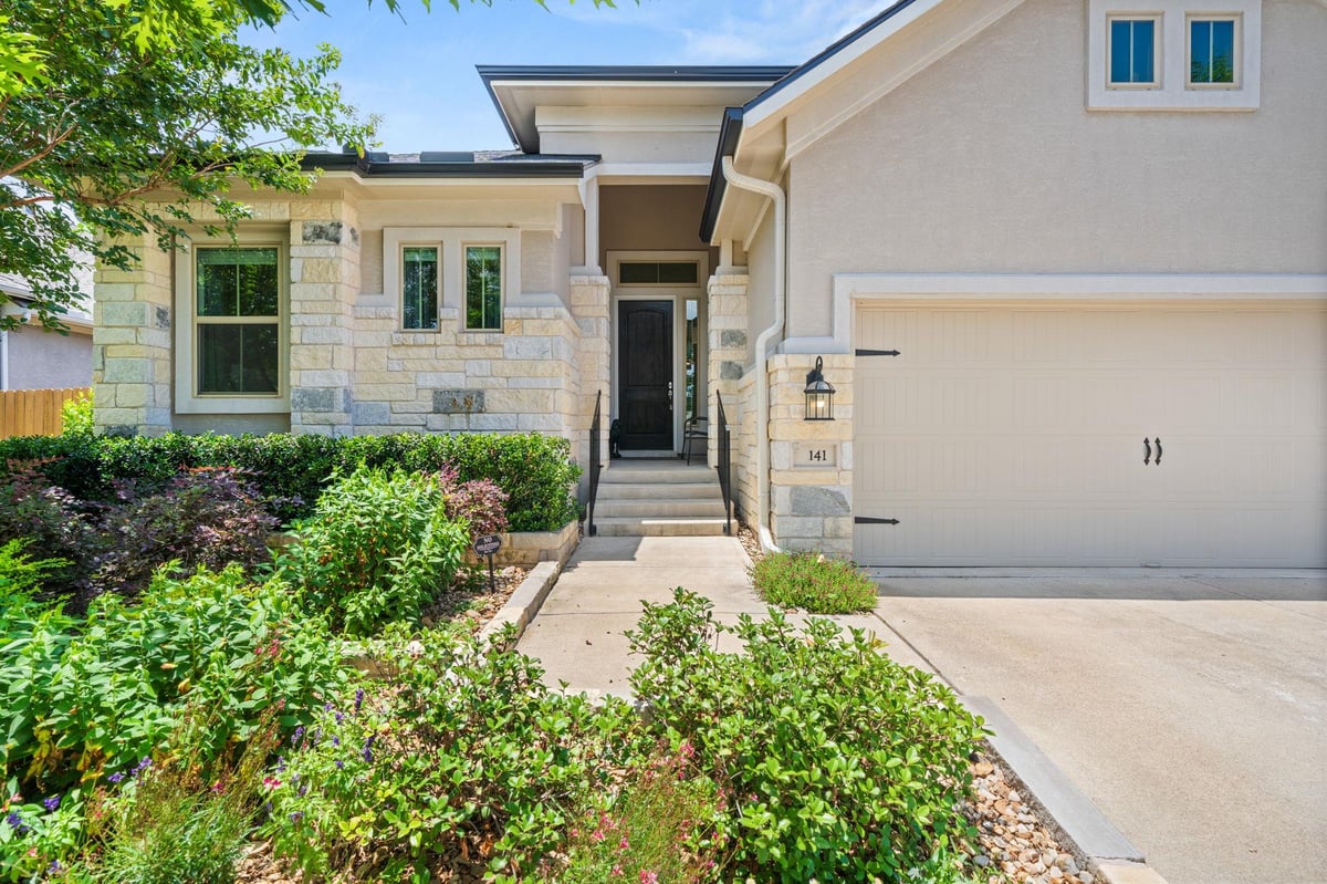 141 Falabella TRL - front exterior - Luxury home in Saddlecreek Ph 1D, Georgetown, TX