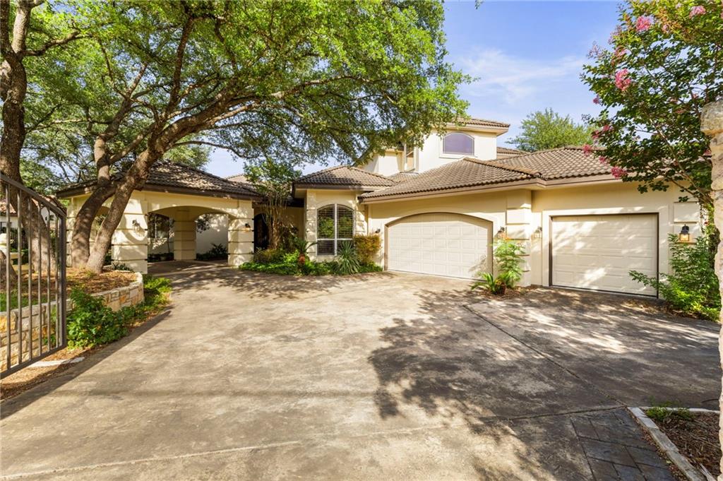 View 1410 Lakeway Dr in Lakeway 1410 Lakeway Dr - front exterior - Luxury home in Lakeway, Austin, TX