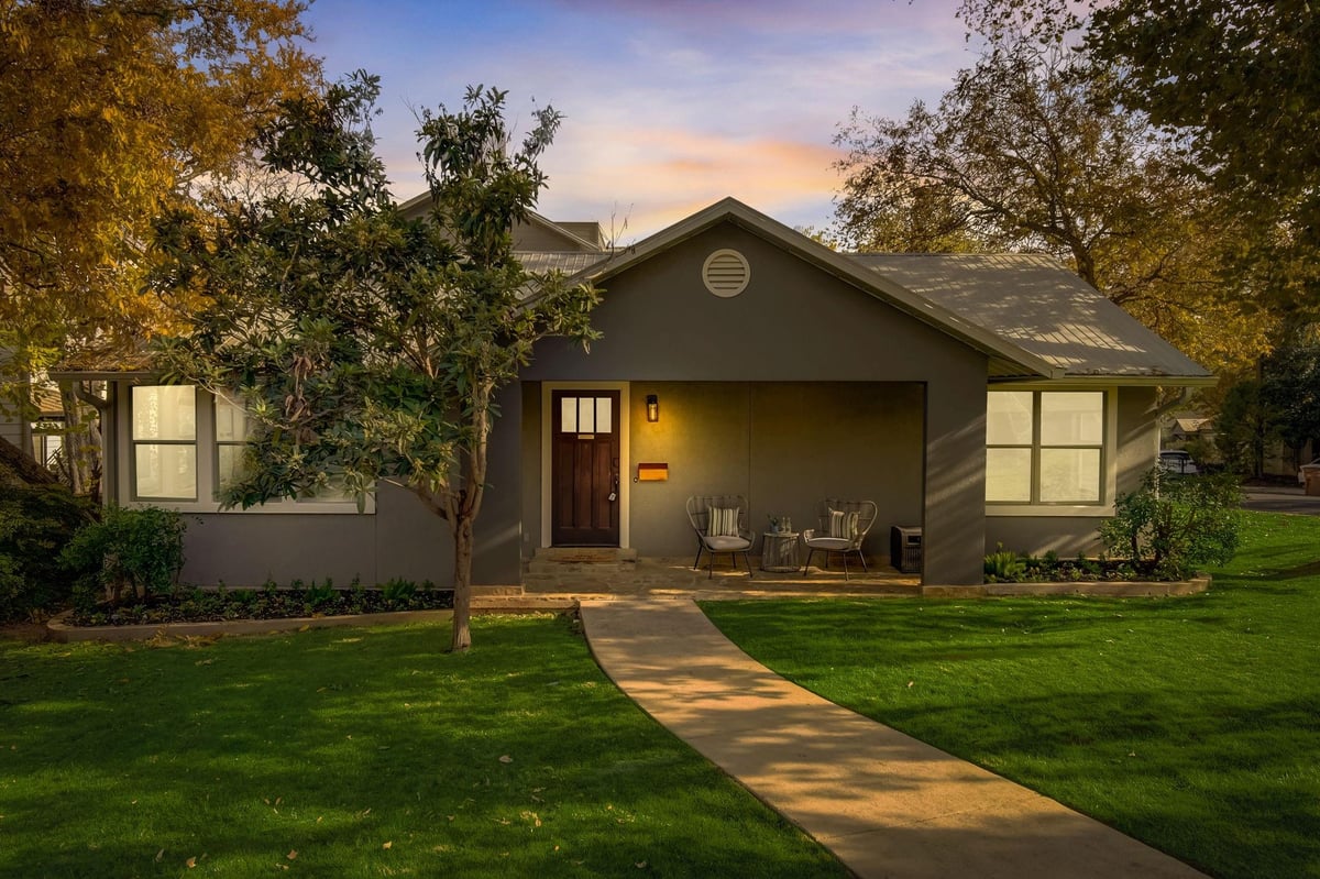 1411 Burford PL - front exterior - Luxury home in Brown J S, Austin, TX