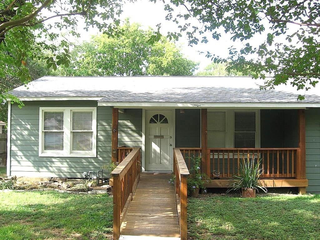 View 1411 Ruth Ave in Brentwood 1411 Ruth Ave, photo 1, Brentwood, Austin, TX
