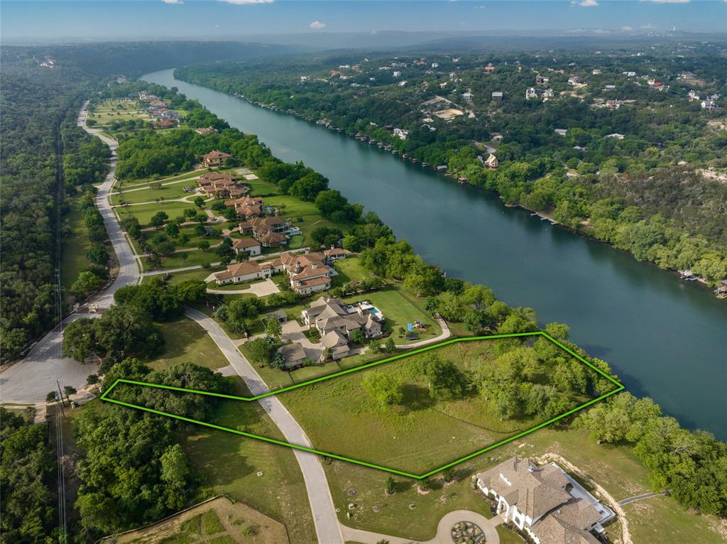View 14116 Flat Top Ranch Rd in Steiner Ranch Ph 01 Sec 06C 14116 Flat Top Ranch Rd - front exterior - Luxury lot in Steiner Ranch Ph 01 Sec 06C, Austin, TX