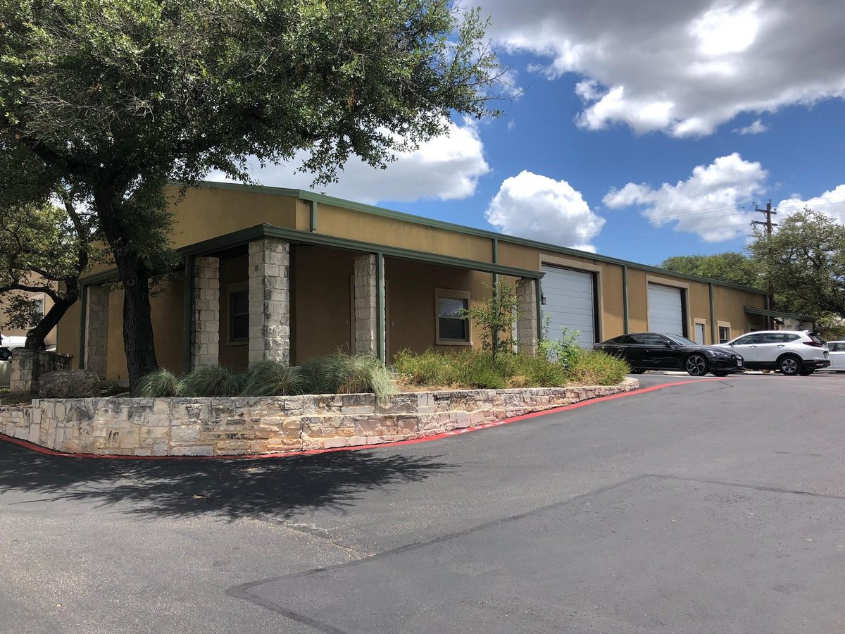 View 14121 W US-290 Hwy Unit #Bldg C, Units 1 & 2 in Firehouse Business Center 14121 W US-290 Hwy Unit #Bldg C, Units 1 & 2 - front exterior - Luxury home in Firehouse Business Center, Austin, TX
