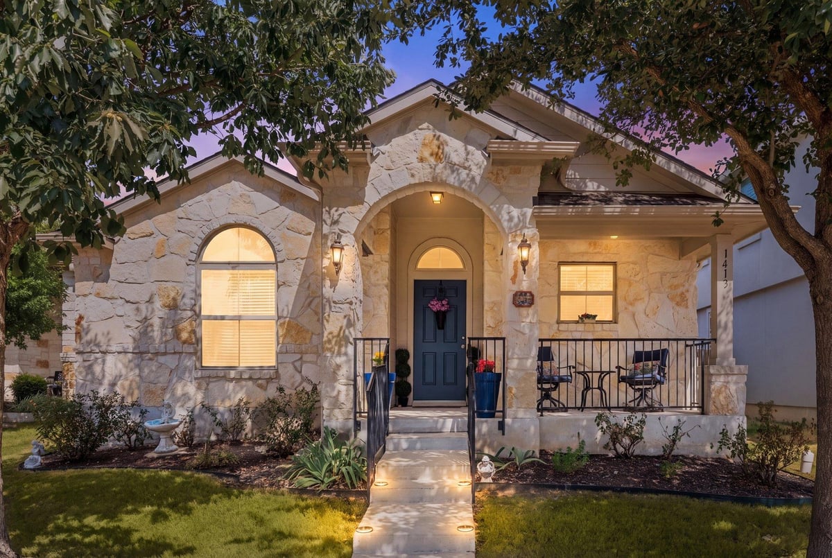 View 1413 Bess CV in Connelly's Crossing 1413 Bess CV - property photo 1 - Luxury home in Connelly's Crossing, Leander, TX