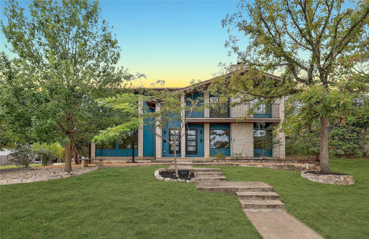 View 1413 Valleyridge DR in South Congress 1413 Valleyridge DR, photo 1 of 34, South Congress, Austin, TX