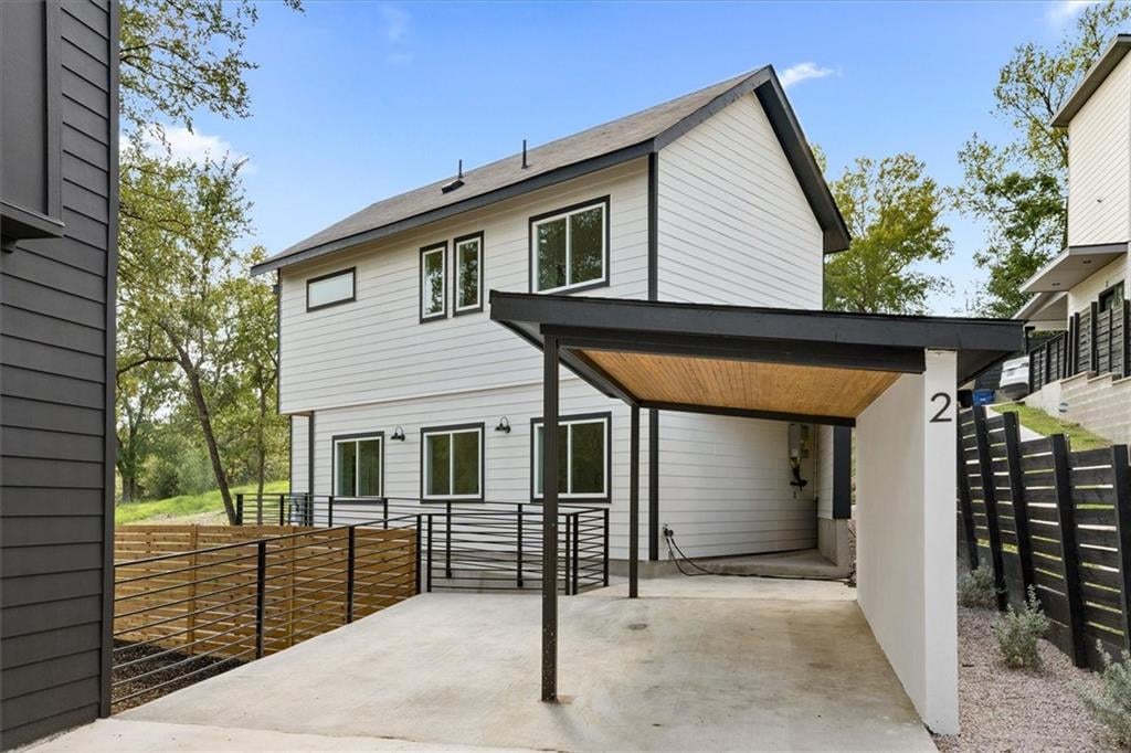 View 1416 Fort Branch Blvd Unit #2 in Lincoln Gardens 02 1416 Fort Branch Blvd Unit #2 - front exterior - Luxury home in Lincoln Gardens 02, Austin, TX