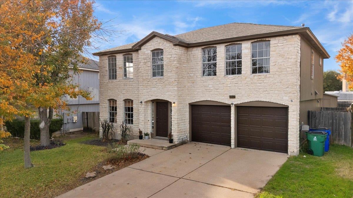 Kitchen at 1417 Deer Ledge Trl - 3 bed 2 bath home