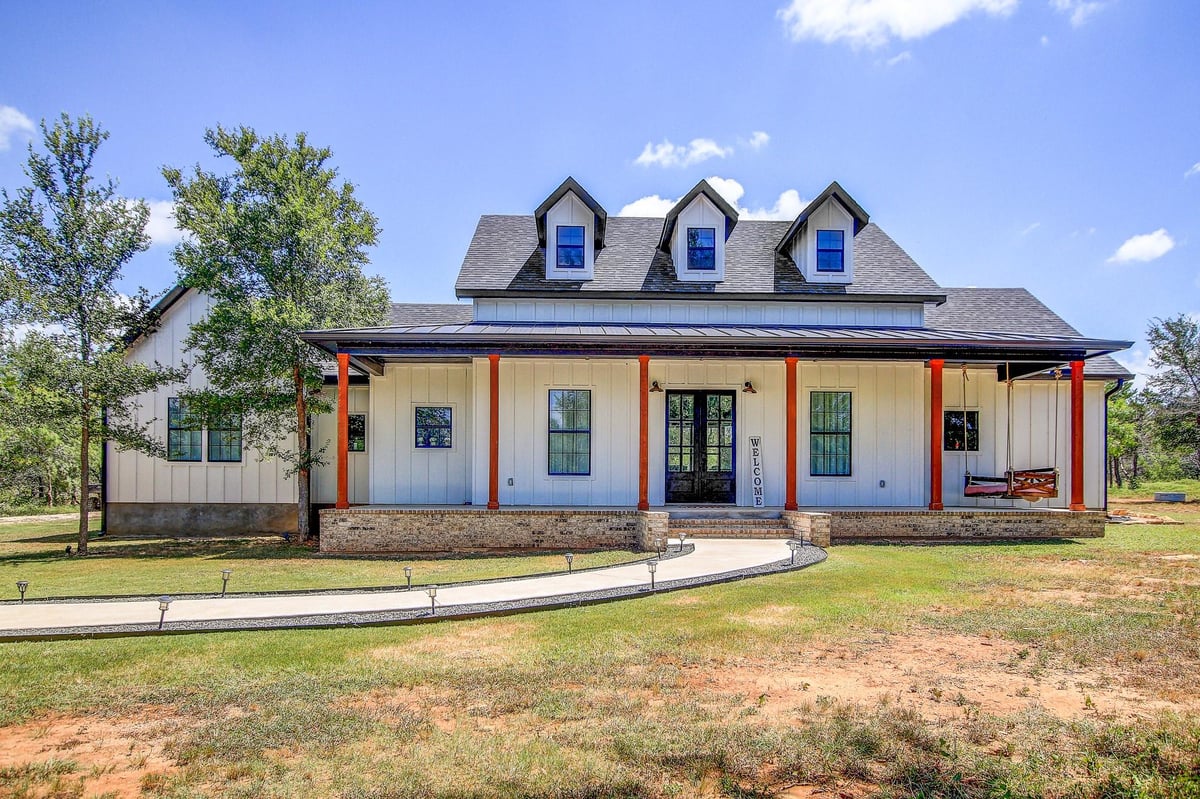 View 142 Anderson DR in A347 142 Anderson DR - property photo 1 - Luxury home in A347, Red Rock, TX