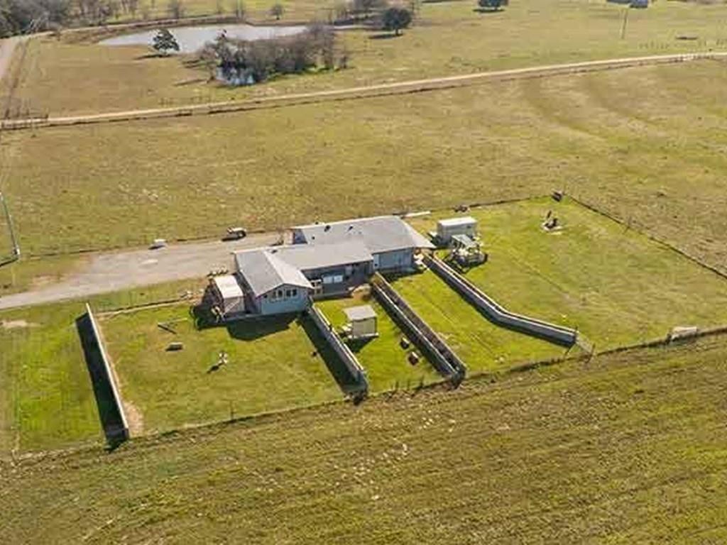View 142 Zimmerhanzel RD in A Perfect World 142 Zimmerhanzel RD - front exterior - Luxury home in A Perfect World, Flatonia, TX