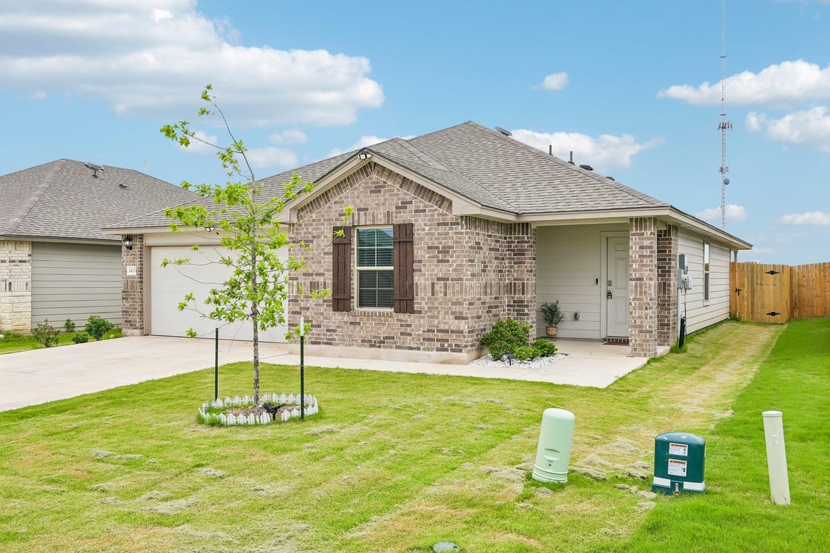Primary bedroom at 1423 Athan Dr - 3 bed 2 bath home