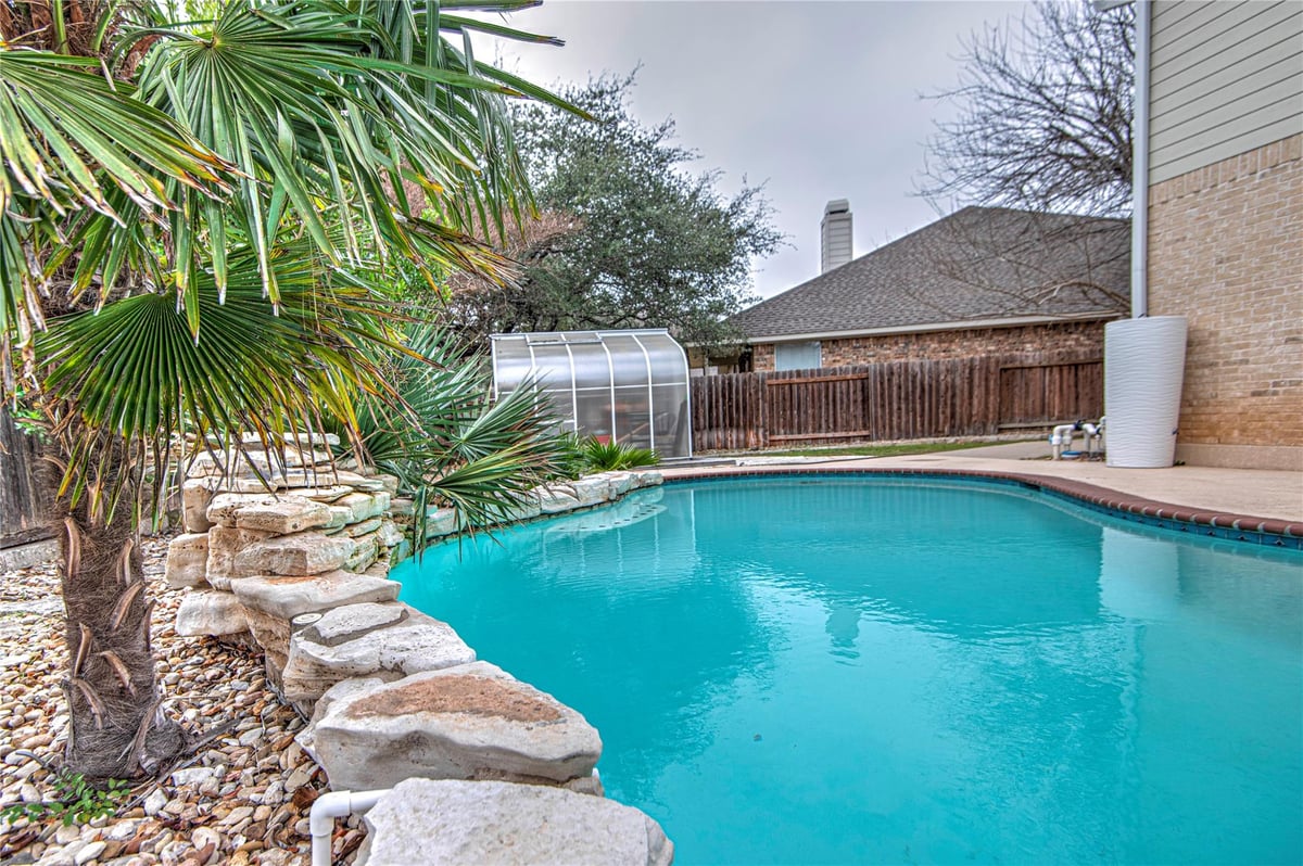 View 1423 Redden Cv in Buttercup Crk Ph 04 Sec 05 1423 Redden Cv - front exterior - Luxury home in Buttercup Crk Ph 04 Sec 05, Cedar Park, TX