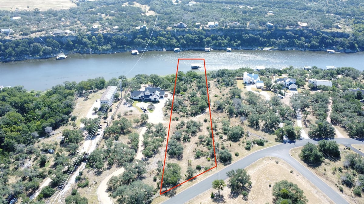 View 1427 Likeness RD in Paleface Ranch Sec 02B Resub 1427 Likeness RD - front exterior - Luxury lot in Paleface Ranch Sec 02B Resub, Spicewood, TX