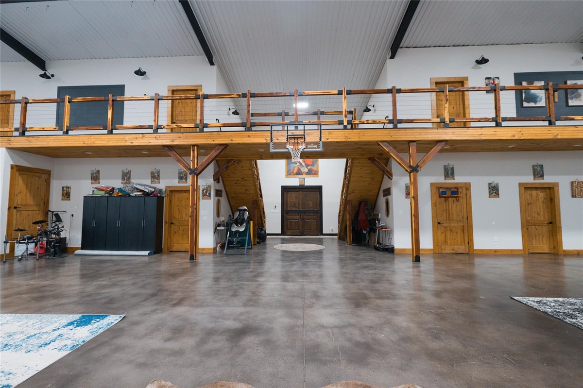 Living area at 143  County Rd - 4 bed 3 bath home