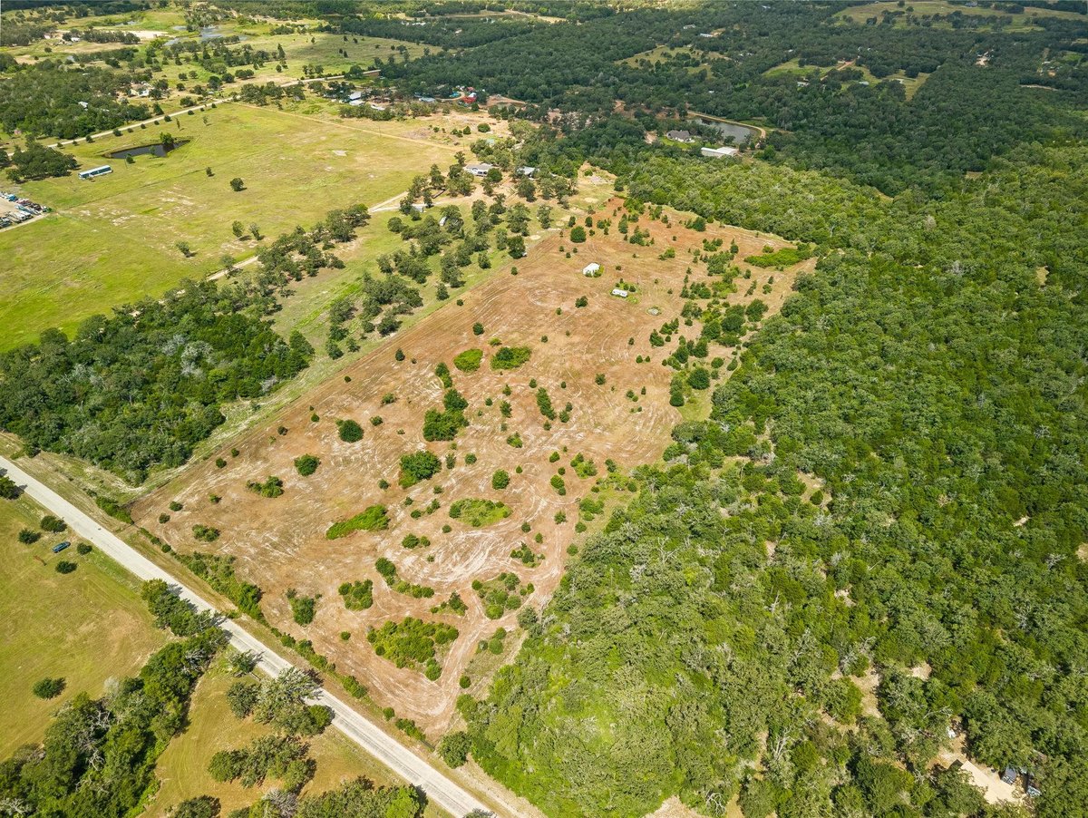 View 1430 Raymond Lehmann LN in Ledbetter 1430 Raymond Lehmann LN, photo 1 of 18, Ledbetter, Ledbetter, TX