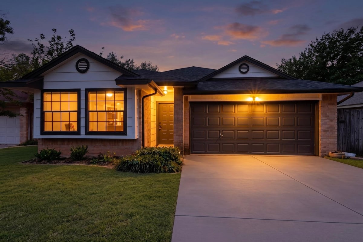 14305 Vandever St - front exterior - Luxury home in Austins Colony, Austin, TX