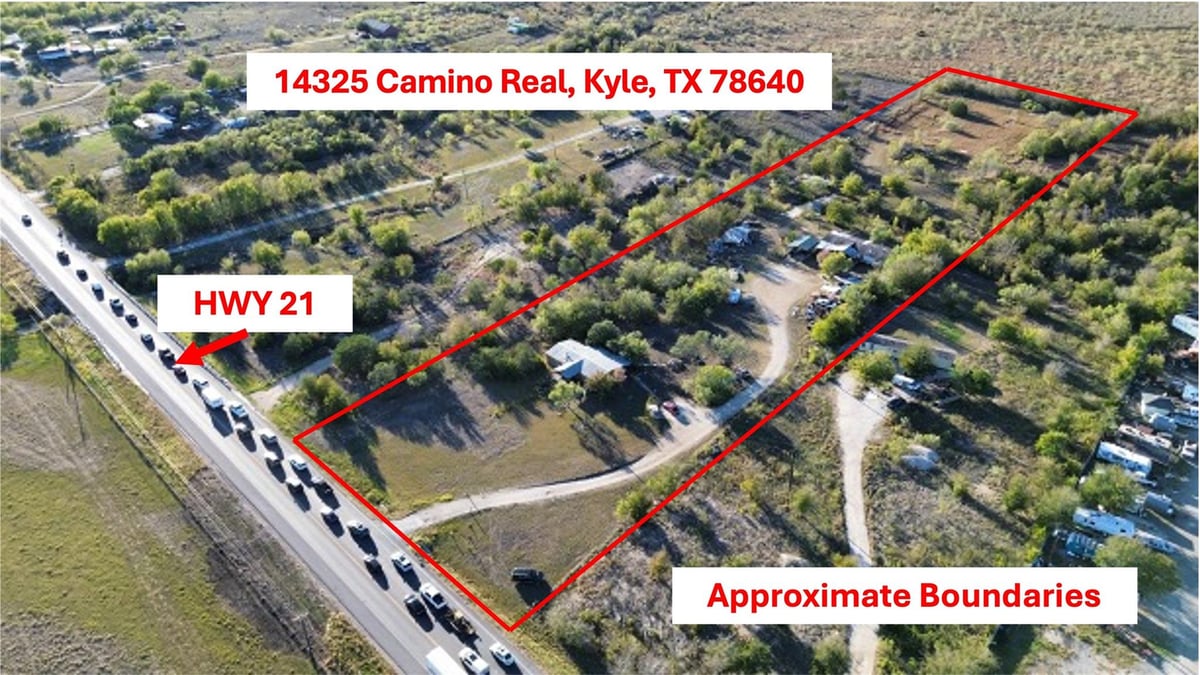 Living area at 14325 Camino Real - Kyle, TX