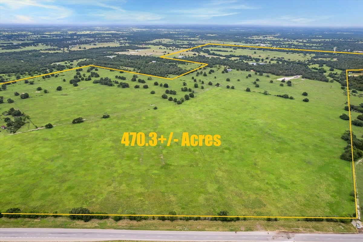 View 1434 County Road 139 in Varelman 1434 County Road 139 - aerial view with 1434 County Road 139 in Giddings - Luxury home in Varelman, Giddings, TX