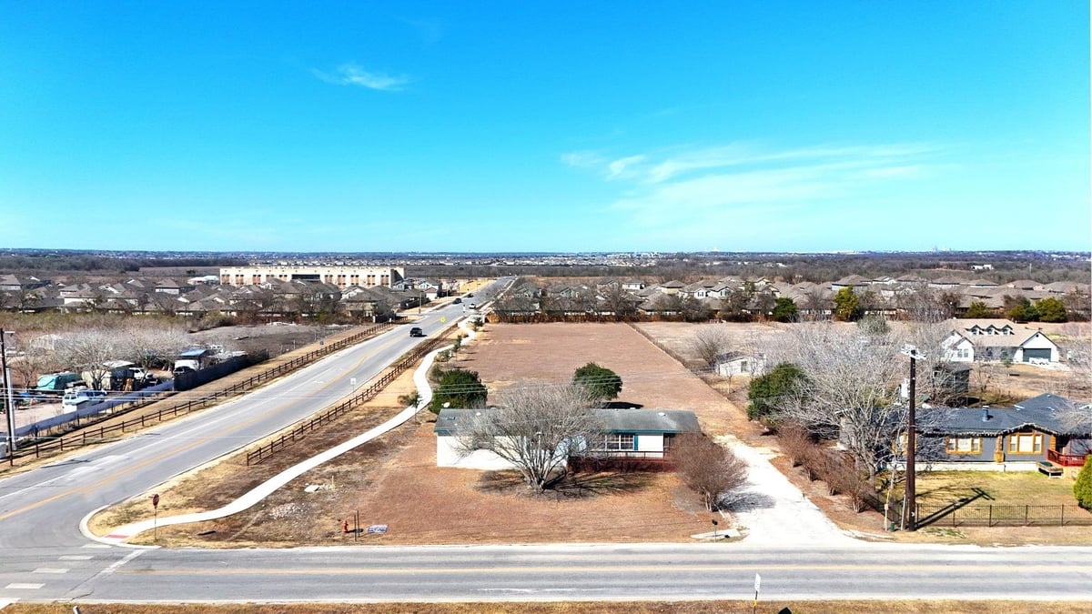 View 1437 Heidenreich LN in Grist Mill Estates 1437 Heidenreich LN - front exterior - Luxury home in Grist Mill Estates, Uhland, TX