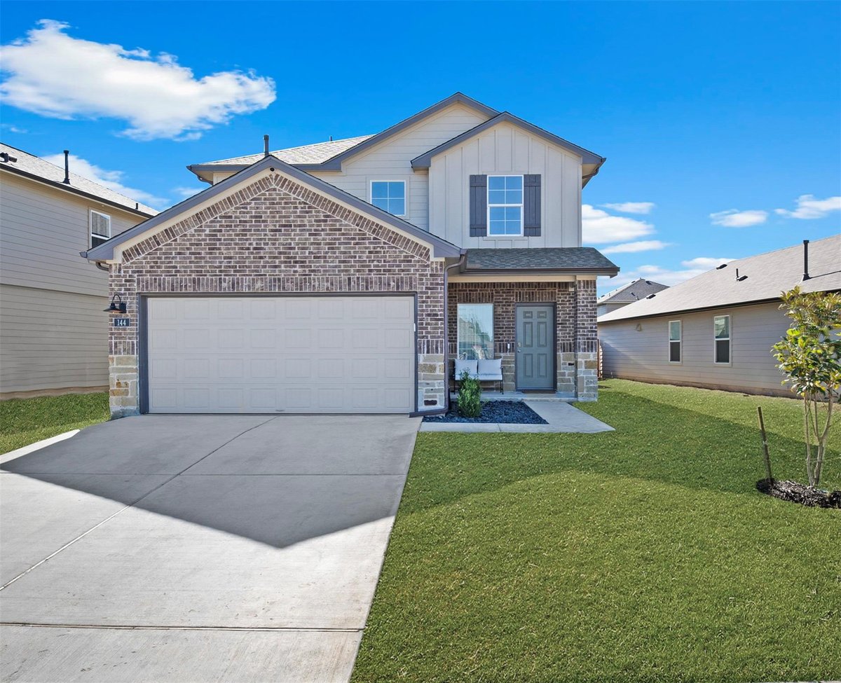 View 144 Calgary Ln in COTTONWOOD CREEK 144 Calgary Ln - property photo 1 - Luxury home in COTTONWOOD CREEK, San Marcos, TX