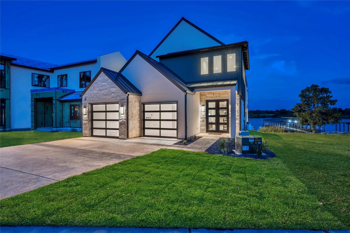View 144 Riverfront Ln in 2 Rivers Landing 144 Riverfront Ln - backyard with 144 Riverfront Ln in Kingsland - Luxury home in 2 Rivers Landing, Kingsland, TX