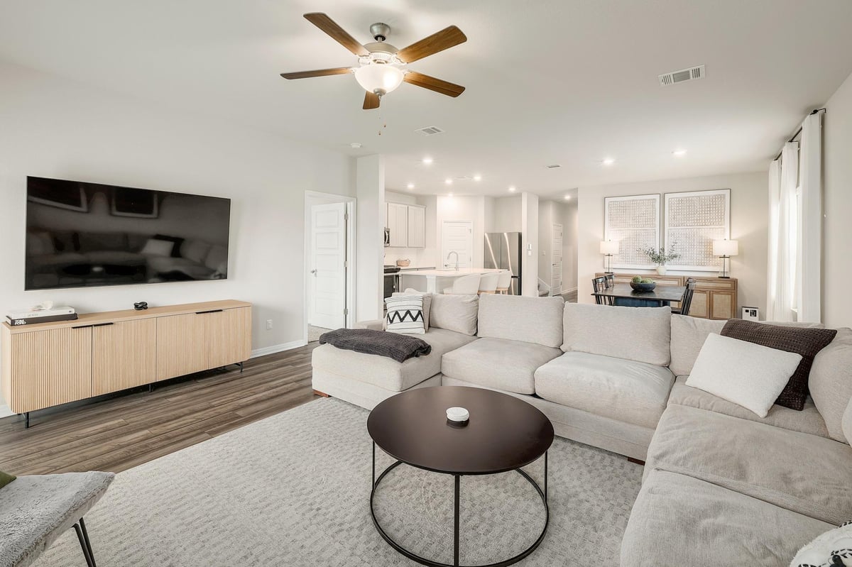 Living area at 144 Sun Grove Trl - 5 bed 3 bath home
