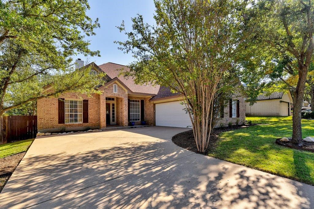 View 14405 Oceanna CT in Wells Branch Ph F 14405 Oceanna CT - property photo 1 - Luxury home in Wells Branch Ph F, Austin, TX
