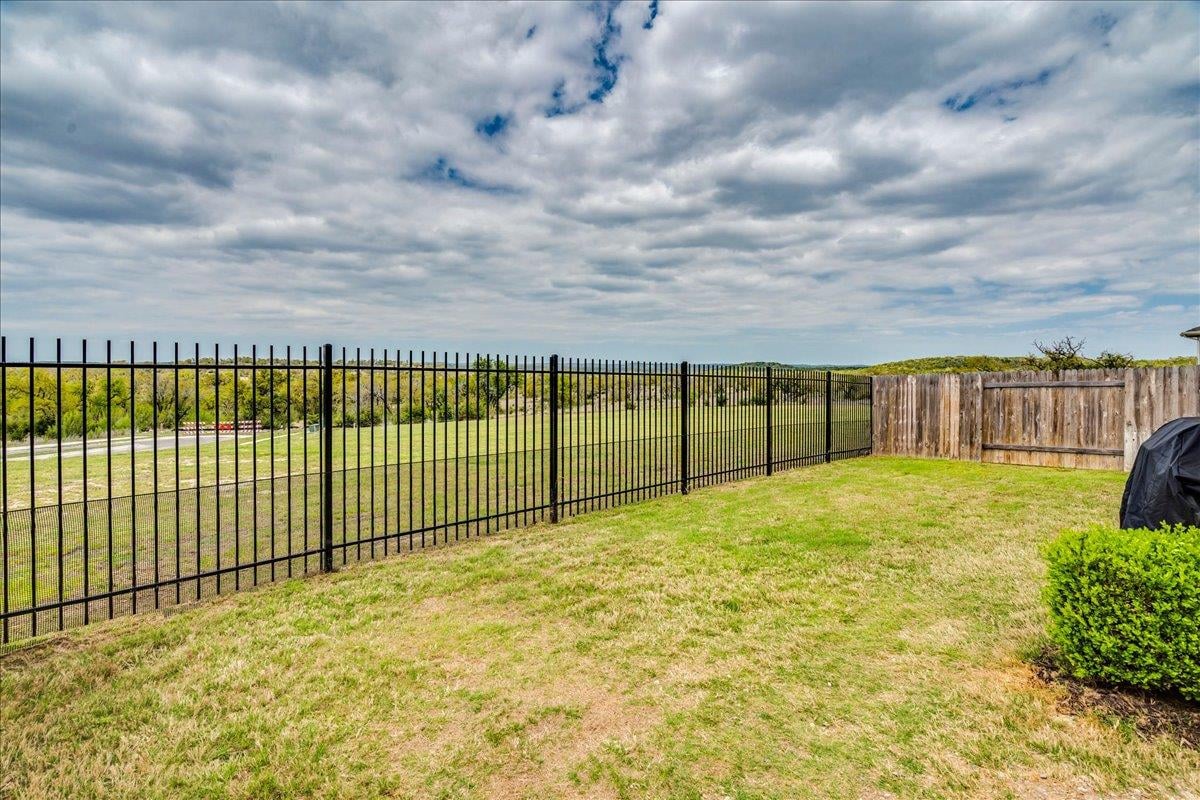 Bathroom at 145 El Capitan Loop - 4 bed 3 bath home