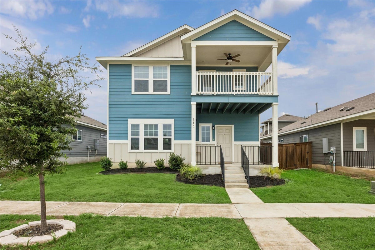 View 145 Horsemint WAY in Trace Sub Pa 2A Sec B 145 Horsemint WAY - front exterior - Luxury home in Trace Sub Pa 2A Sec B, San Marcos, TX