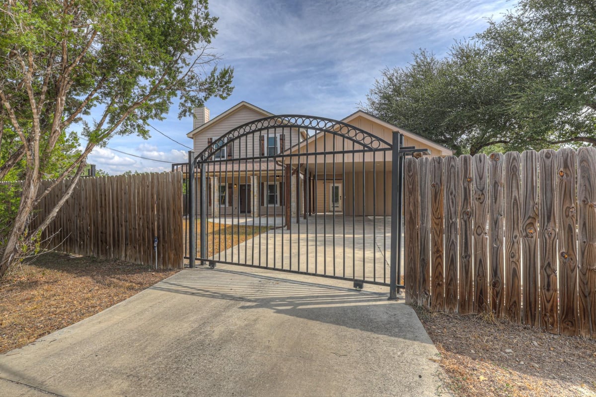 View 1452 Lakeview DR in Canyon Lake 1452 Lakeview DR, photo 1 of 37, Canyon Lake, Canyon Lake, TX