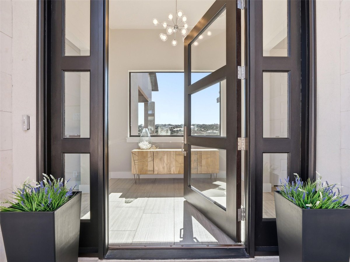 Primary bedroom at 1454 Via Principale - 4 bed 3 bath home