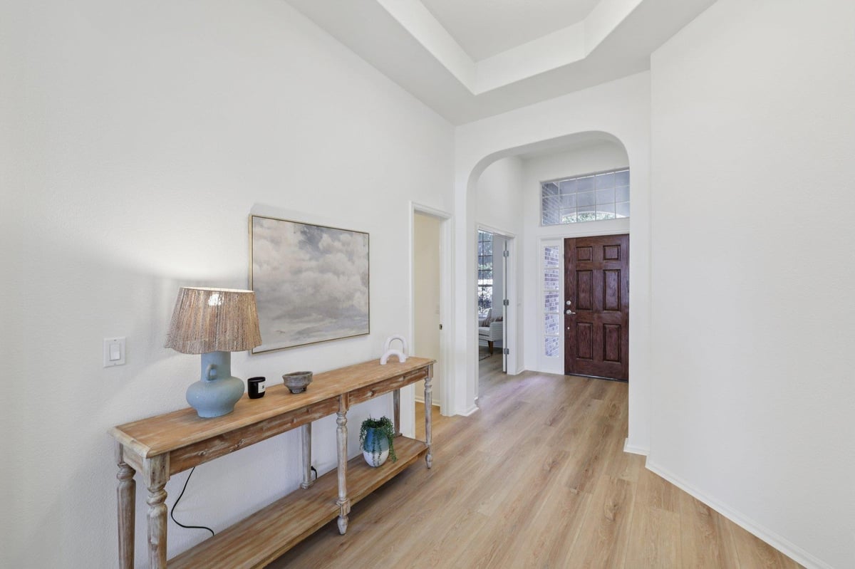 Living area at 146 Dry Creek Rd - 3 bed 2 bath home