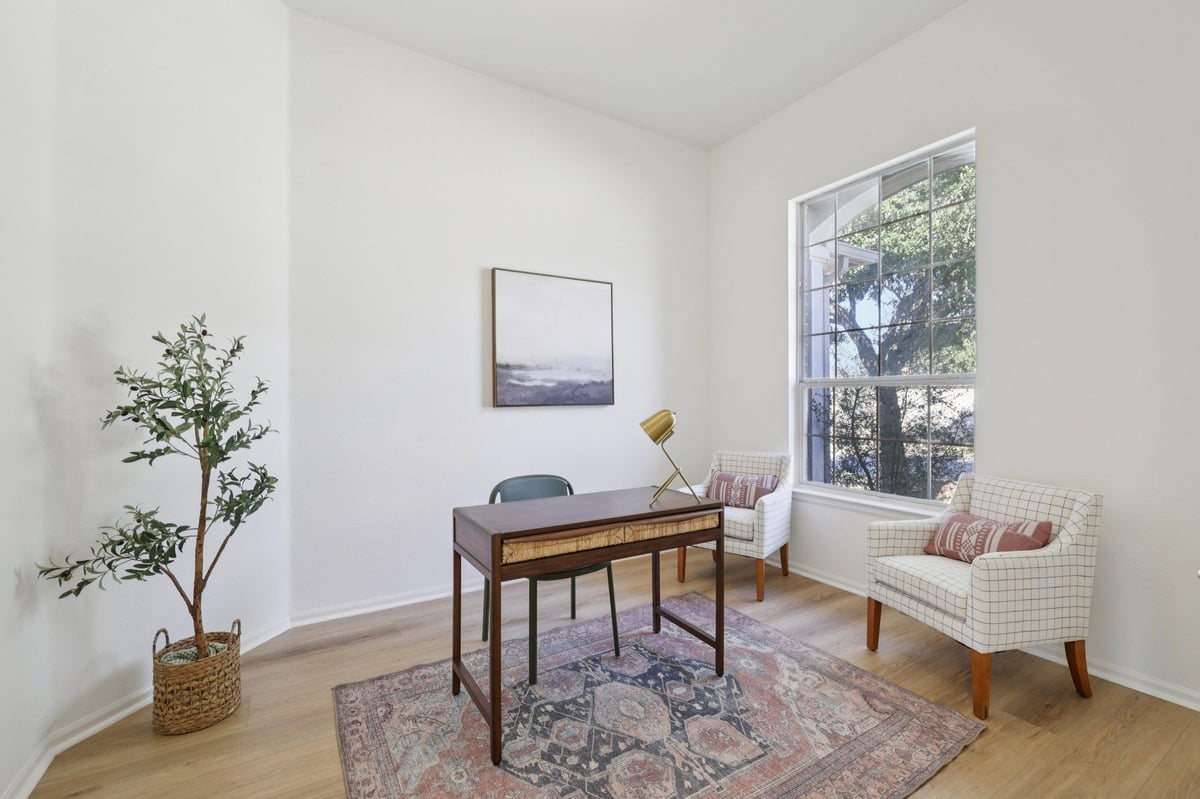 Primary bedroom at 146 Dry Creek Rd - 3 bed 2 bath home